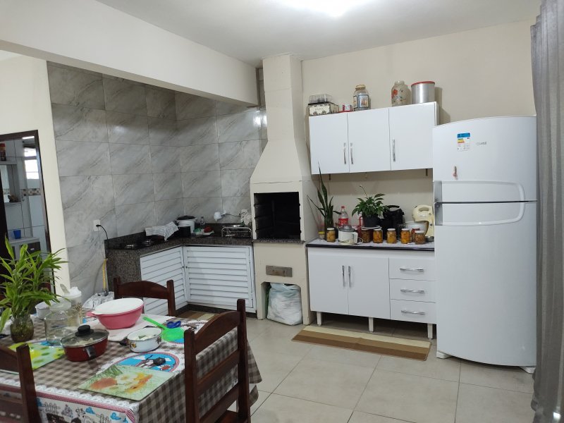 Casa à venda Vila Nova com 180m² e 3 quartos por R$ 590.000 - 787624648-img-20220106-091727523.jpg