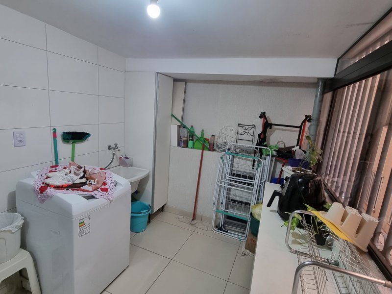 Apartamento à venda Taguatinga Norte (Taguatinga) com 66m² e 2 quartos por R$ 300.000 - 127926032-area-de-servico-3.jpg