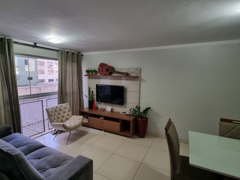 Apartamento à venda Taguatinga Norte (Taguatinga) com 66m² e 2 quartos por R$ 300.000 - 1582225905-sala1.jpg