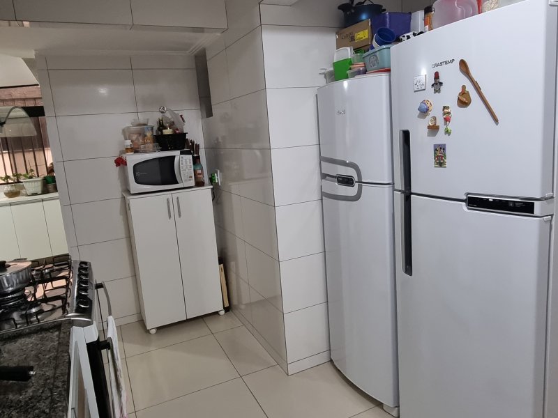Apartamento à venda Taguatinga Norte (Taguatinga) com 66m² e 2 quartos por R$ 300.000 - 371990008-cozinha-3.jpg