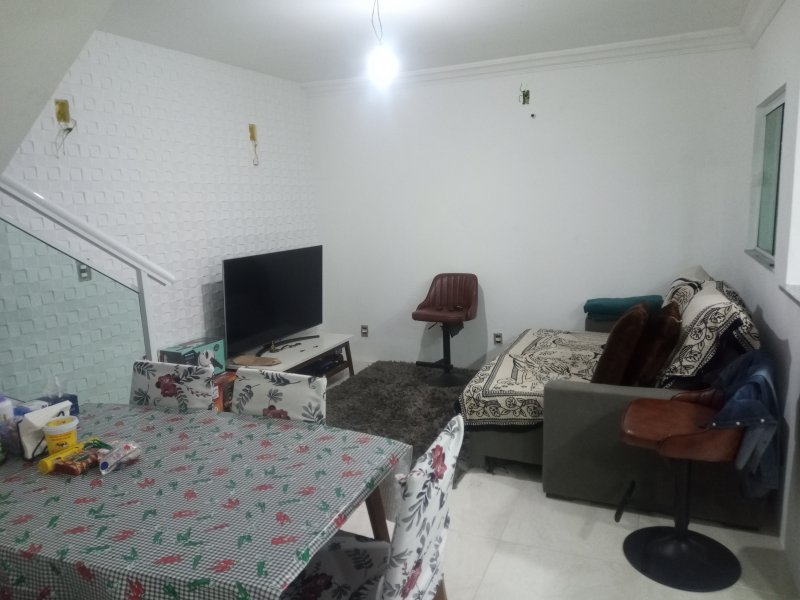Casa de condomínio à venda Santa Cruz com 140m² e 2 quartos por R$ 300.000 - 2043980966-img-20220628-215147-180.jpg