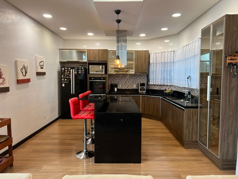 Casa de condomínio à venda Centro de Vila Velha com 280m² e 3 quartos por R$ 1.500.000 - 1005883388-c8044bf3-9b89-45a0-ab69-93364820c46c.jpeg