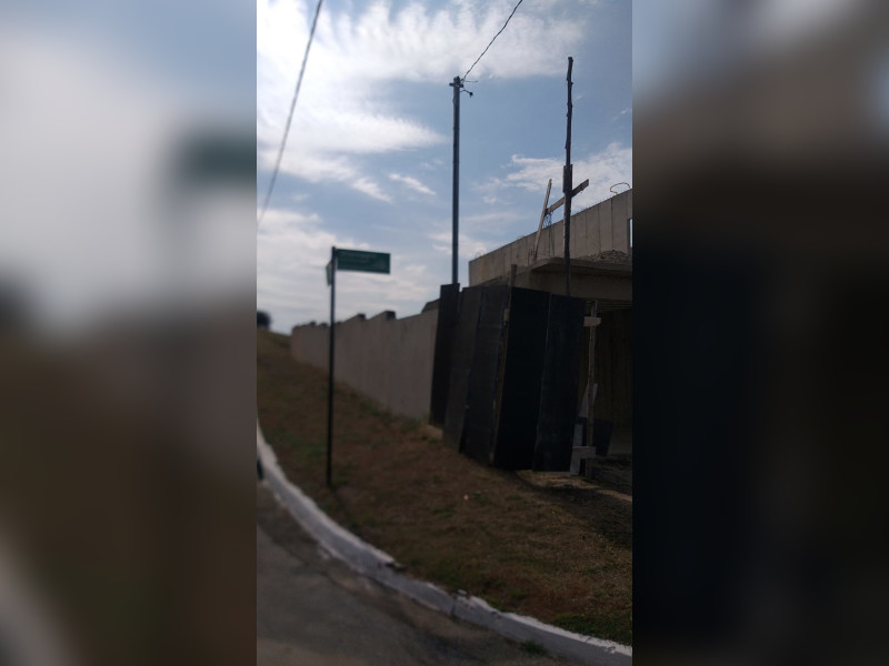 Casa de condomínio à venda Centro com 400m² e 4 quartos por R$ 600.000 - obra-lat-direita.jpeg