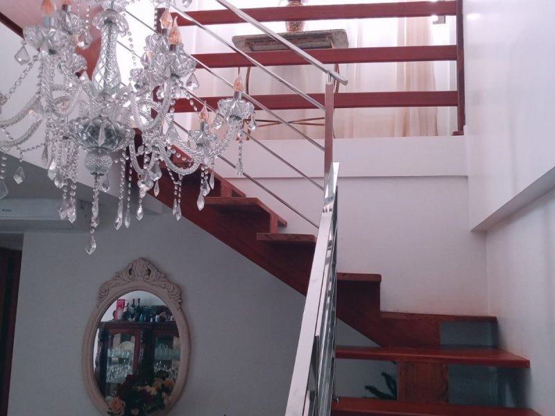 Apartamento à venda Neva com 285m² e 4 quartos por R$ 1.500.000 - 1528605446-escadas.jpg