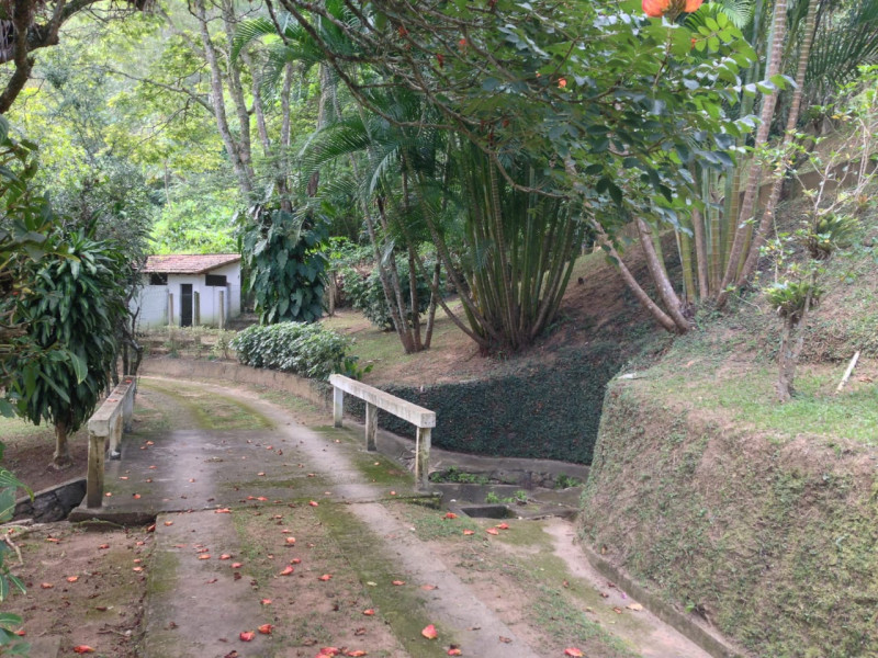 Casa à venda Itaipava com 384m² e 5 quartos por R$ 1.200.000 - 214248992-afe298e4-937f-4ed5-a7e1-0f9620fae403.jpg