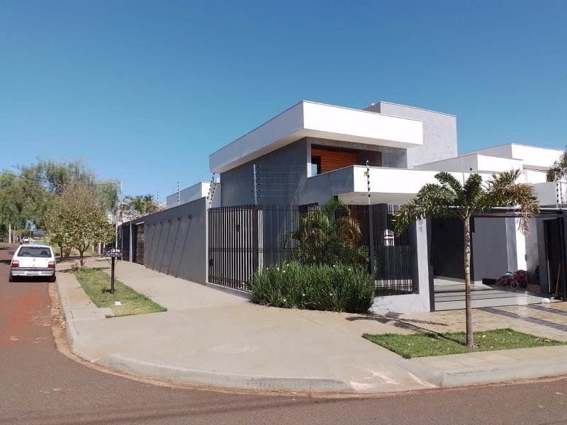 Casa à venda Jardim Monte Rei com 210m² e 3 quartos por R$ 750.000 - 2011434247-aabdf257-931d-4f73-9e6a-012ad3d5f794.jpeg