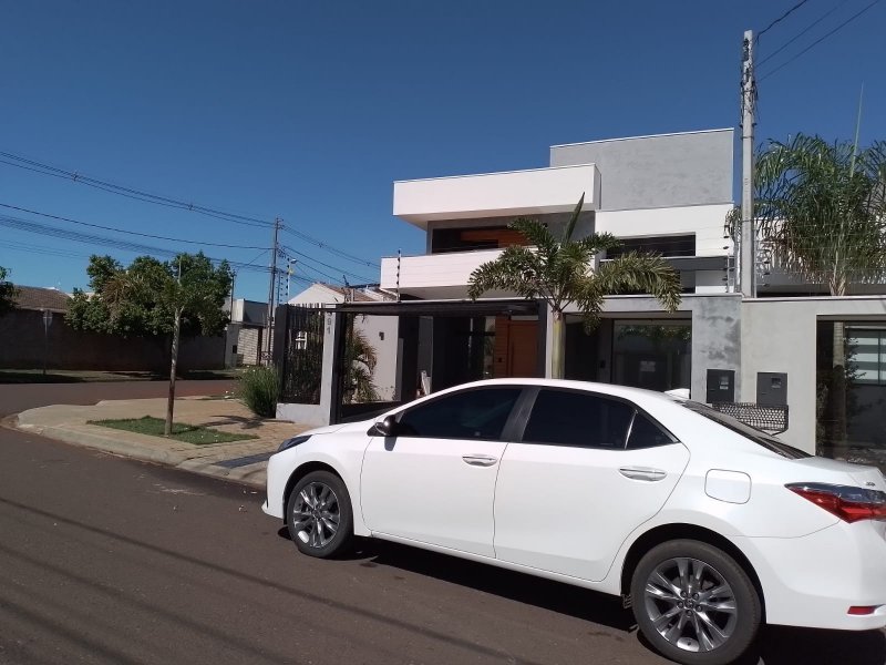 Casa à venda Jardim Monte Rei com 210m² e 3 quartos por R$ 750.000 - 31509985-010206d2-1ebc-44f6-b299-68e783d65db5.jpeg