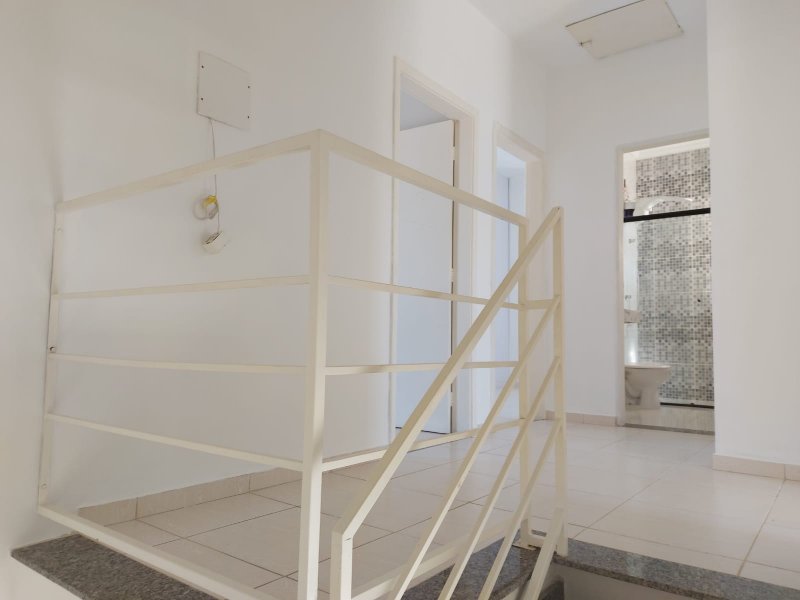 Casa à venda Jardim Santos Dumont III com 135m² e 3 quartos por R$ 485.000 - 665733250-hallescadasuperior.jpeg