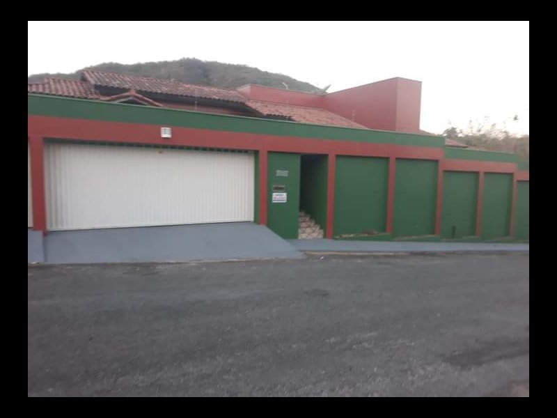 Casa à venda Jardim Mariano com 316m² e 5 quartos por R$ 1.000.000 - 1089438552-img-20220626-wa0041.jpg