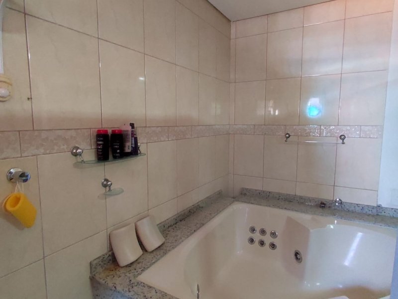 Comercial à venda Jardim Santa Francisca com 200m² e 1 quarto por R$ 1.200.000 - 1866119757-3becd10c-8dae-4374-bf6d-be7fcc2ba1d7.jpeg
