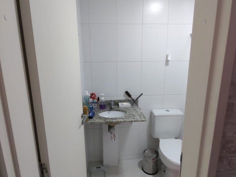 Apartamento à venda Jardim Vazani com 50m² e 1 quarto por R$ 410.000 - 759588693-banheiro2.jpeg