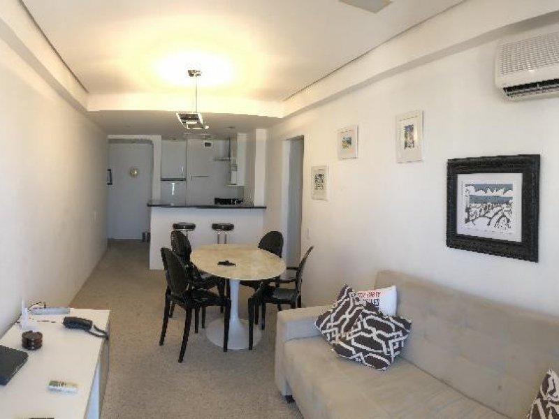 Apartamento à venda Jardim Paulista com 61m² e 2 quartos por R$ 780.000 - 256028134-02.jpg