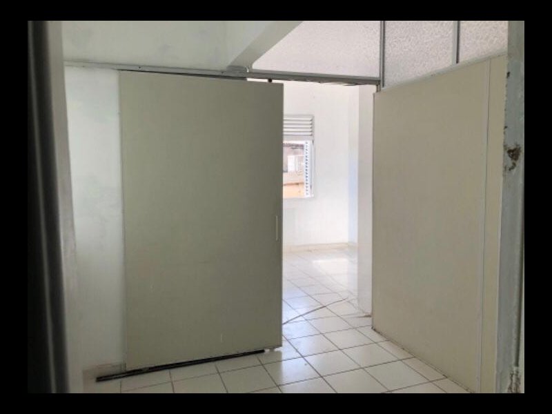 Kitnet à venda Centro com 47m² e 1 quarto por R$ 150.000 - 1499300233-8006d5c3-4f8d-4bda-81c7-1885982db348.jpeg