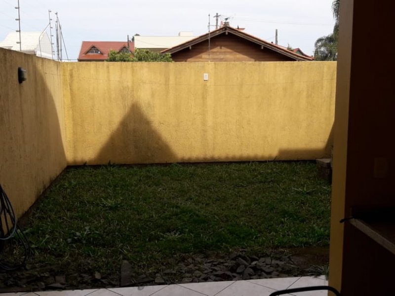 Casa à venda Estância Velha com 283m² e 3 quartos por R$ 887.000 - 404627608-patio-fundos.jpg