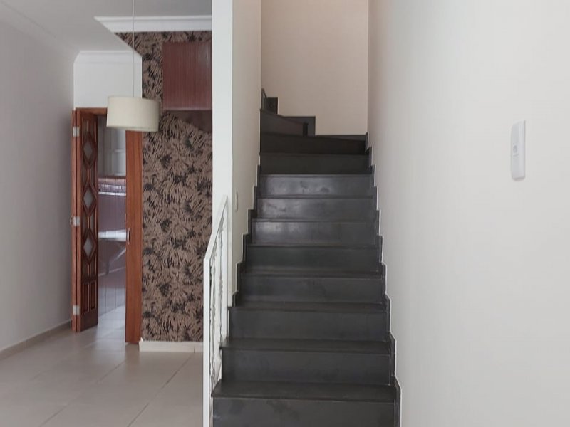 Casa de condomínio à venda Vila Sônia do Taboão com 105m² e 2 quartos por R$ 450.000 - 1445962573-sala.jpeg