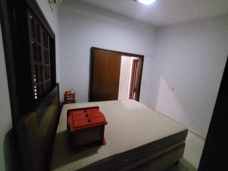 Casa à venda Jardim Presidente com 300m² e 3 quartos por R$ 395.000 - 1815039366-12.jpeg