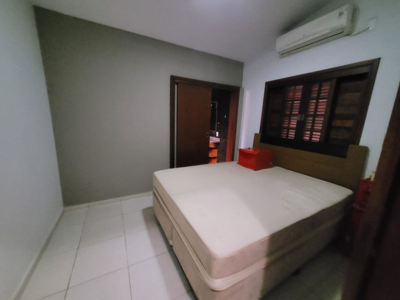 Casa à venda Jardim Presidente com 300m² e 3 quartos por R$ 395.000 - 1843861669-16.jpeg