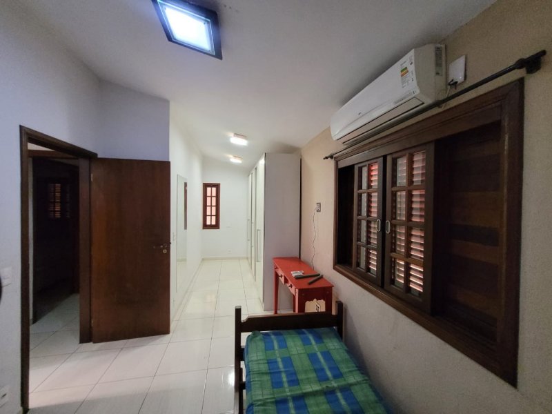 Casa à venda Jardim Presidente com 300m² e 3 quartos por R$ 395.000 - 1930771018-20.jpeg