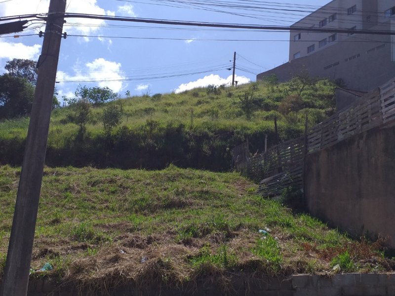 Terreno à venda Santo André com 300m² e 1 quarto por R$ 165.000 - 380151801-20220331-101643.jpg