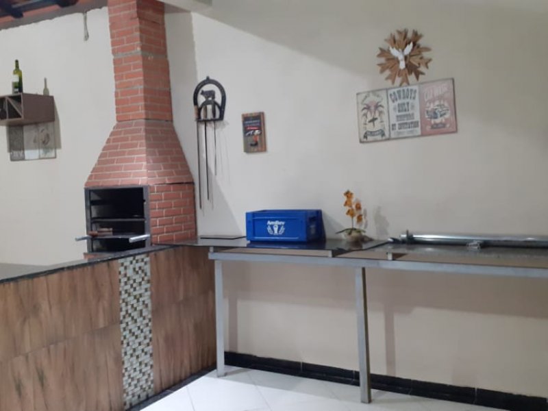 Casa à venda Campos Elísios com 200m² e 2 quartos por R$ 350.000 - 1715184337-img-20220817-wa0068.jpg