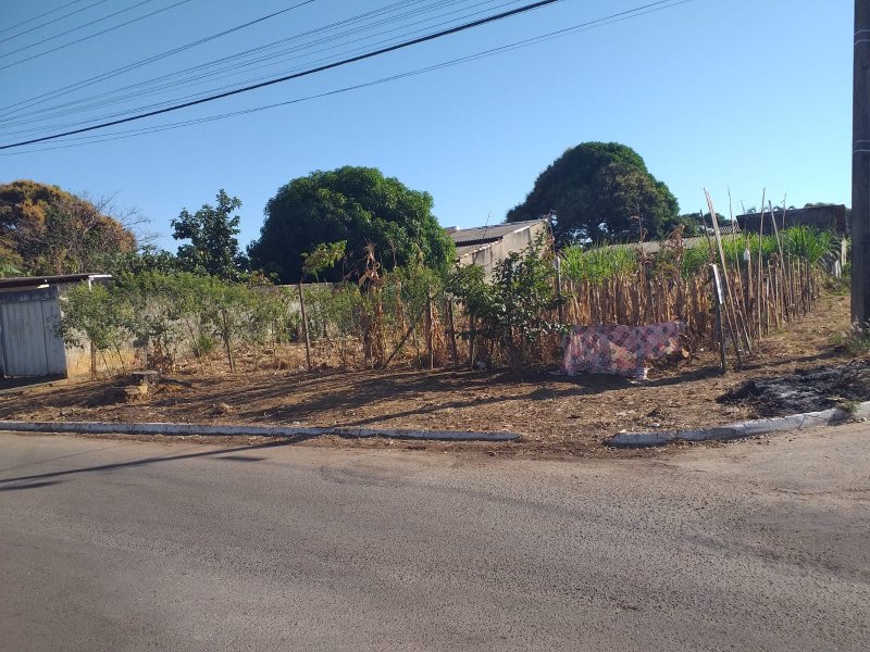 Terreno à venda Setor Cristina com 43750m² e 1 quarto por R$ 230.000 - 646115026-whatsapp-image-2022-08-17-at-16.jpeg