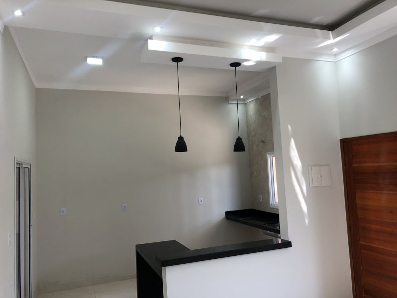 Casa à venda Vila Paraíso com 110m² e 3 quartos por R$ 420.000 - 1115590261-img-8046.JPG