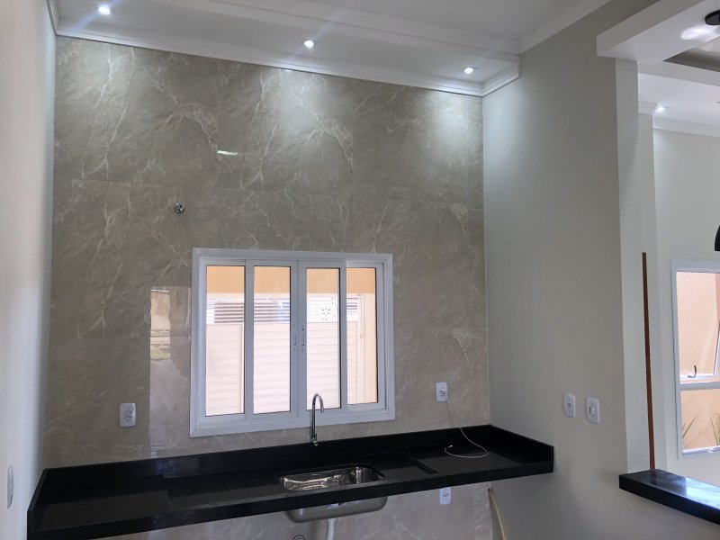 Casa à venda Vila Paraíso com 110m² e 3 quartos por R$ 420.000 - 182719784-img-8041.JPG