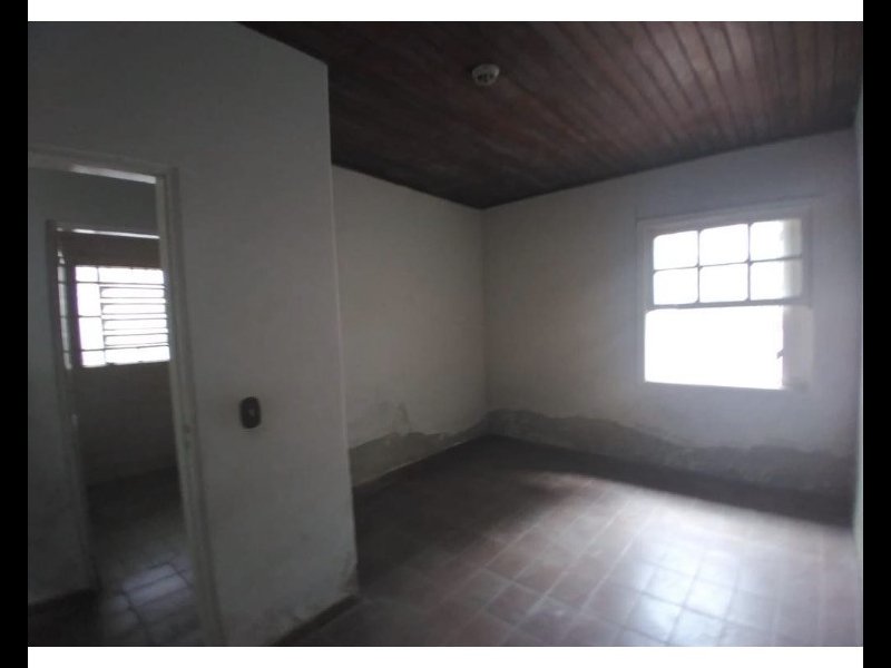 Casa à venda Fundação com 300m² e 4 quartos por R$ 650.000 - 1418974636-9cdaeccc-e0a6-42ee-8b1c-6f1e464c80d2.jpeg