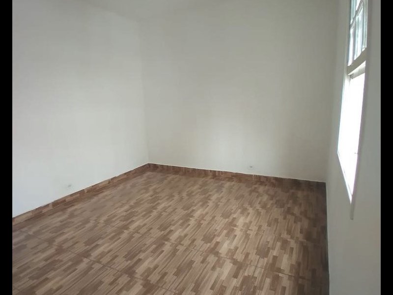 Casa à venda Fundação com 300m² e 4 quartos por R$ 650.000 - 1495455479-8dff7823-2c9c-4b47-a0d8-aafb97603ef5.jpeg
