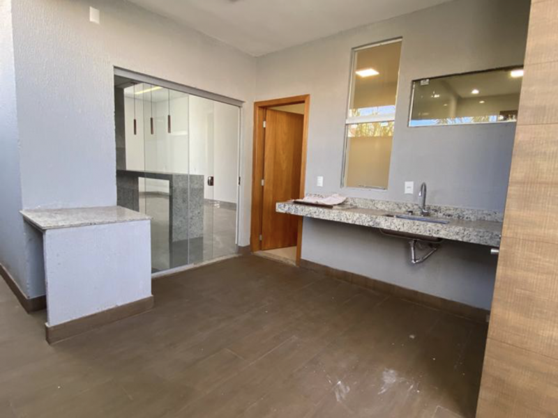 Casa à venda Residencial Village Garavelo com 280m² e 3 quartos por R$ 187.000 - 1513975866-3df52c8a-0327-4092-ad9f-a6061daf7540.png