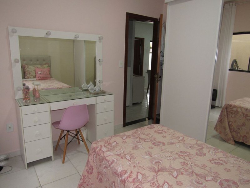 Casa à venda Centro com 470m² e 3 quartos por R$ 1.050.000 - 1306503583-df59ada58427123e501569c237a9224c.jpg
