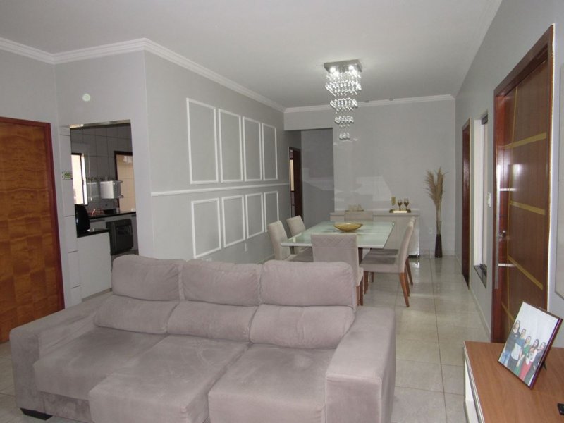 Casa à venda Centro com 470m² e 3 quartos por R$ 1.050.000 - 198326686-789e008cb2245b4de8e9a1e1a2a4d3d5.jpg