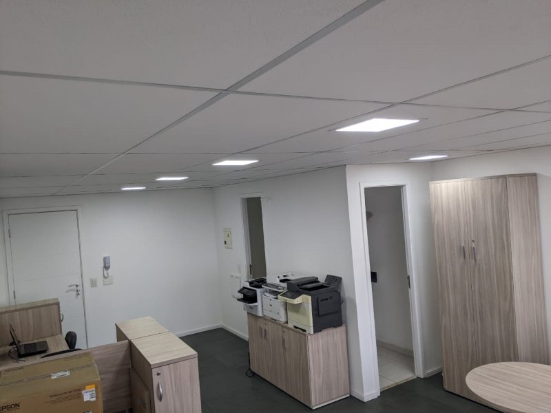 Comercial à venda Jabaquara com 36m² e 1 quarto por R$ 295.000 - 1674660300-sala3.jpg