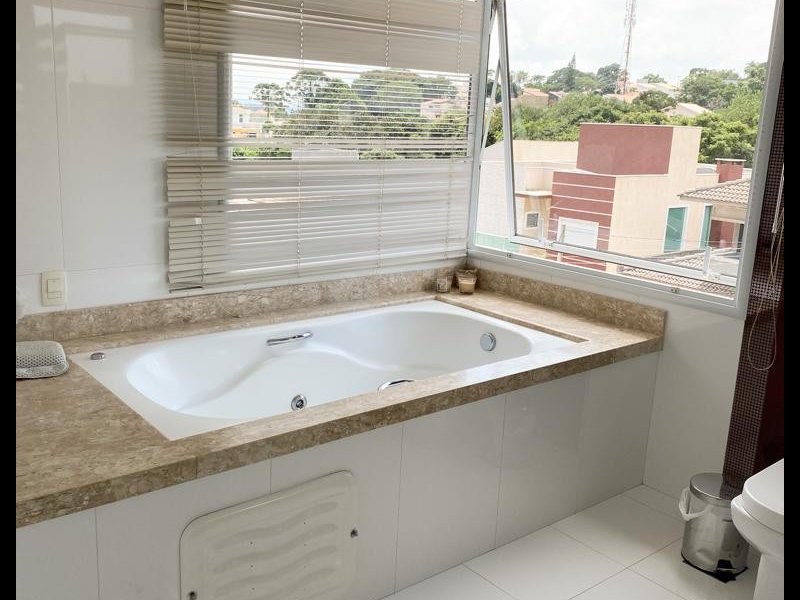 Casa de condomínio à venda Jardim Samambaia com 304m² e 3 quartos por R$ 1.645.000 - 143019879-3e44774b-f49a-4bbd-a973-8ee81a8c0850.jpeg