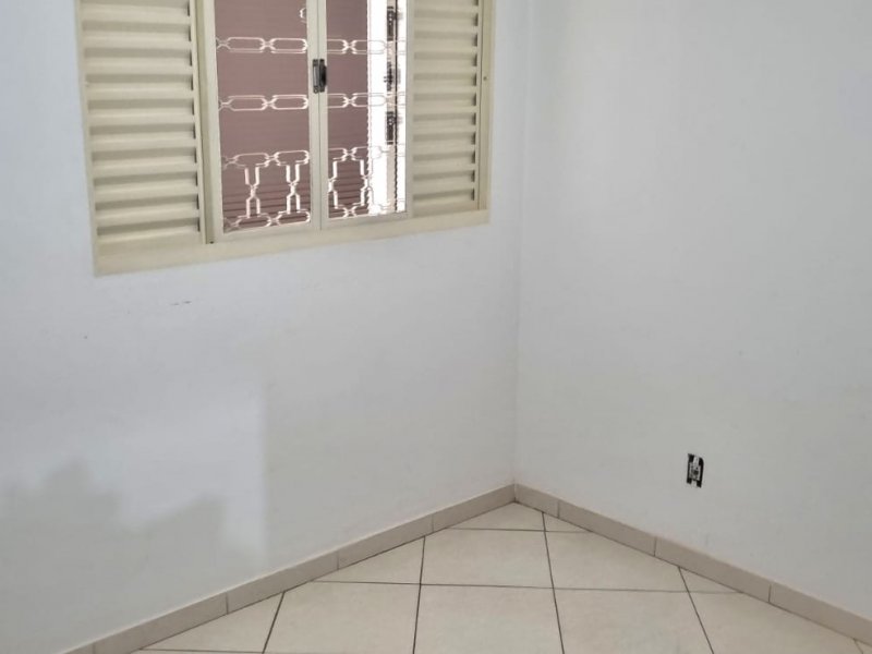 Casa à venda Jardim Residence Rio Verde com 332m² e 4 quartos por R$ 500.000 - 981102118-casa-a-venda-pirassununga-sao-paulo-4.jpeg