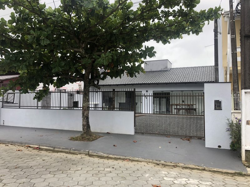 Casa à venda Balneário Enseada com 135m² e 4 quartos por R$ 790.000 - 1276048331-d141b227-8c20-4d25-9224-cb124ba439e2.jpeg