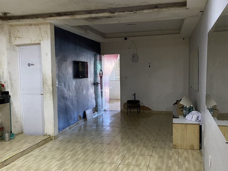 Casa à venda Marechal Rondon (Jurema) com 450m² e 2 quartos por R$ 250.000 - 787159031-dae5ea7c-59ed-4ce6-b755-ed1a655c7a02.jpeg