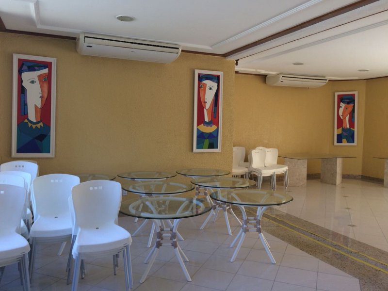 Apartamento à venda Itaigara com 154m² e 4 quartos por R$ 700.000 - 517719210-salao-de-festas-climatizado.jpg