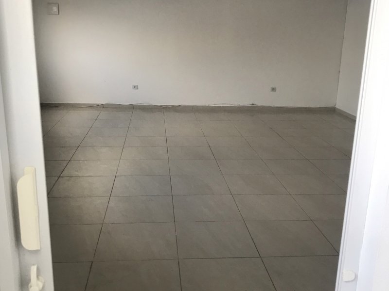 Comercial para alugar Bela Vista com 64m² e 1 quarto por R$ 1.500 - 469836805-sala-menor-1.jpeg