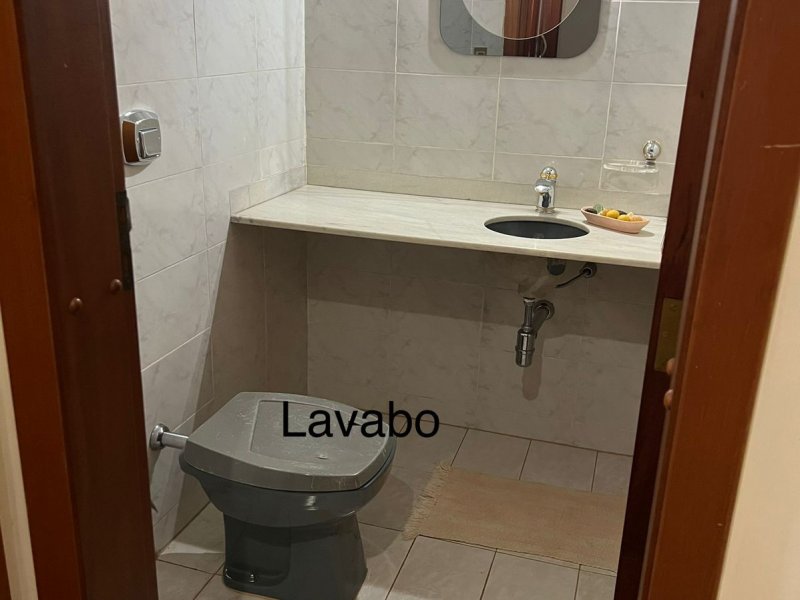 Apartamento à venda Centro com 142m² e 3 quartos por R$ 579.000 - 1084040364-15-lavabo.jpg