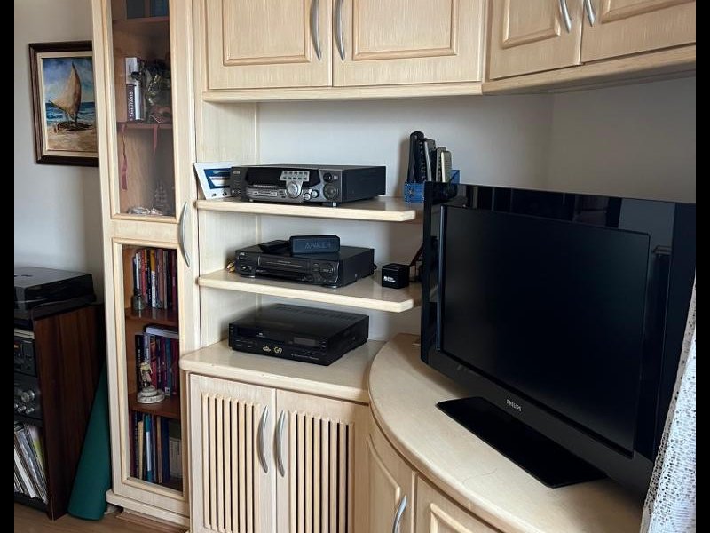 Apartamento à venda Centro com 142m² e 3 quartos por R$ 579.000 - 7385499-13-sala-tv-armario.jpg