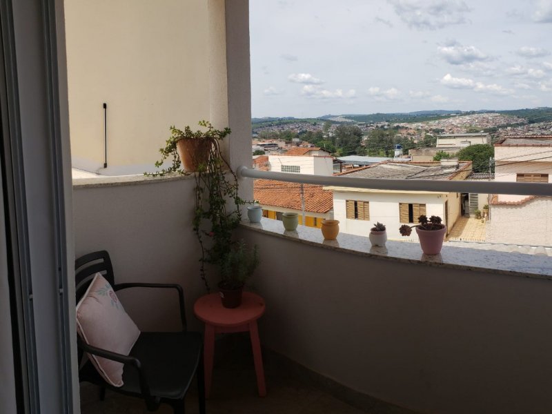 Casa à venda Jardim Andere com 250m² e 4 quartos por R$ 950.000 - 157069501-vista-do-segundo-andar.jpeg