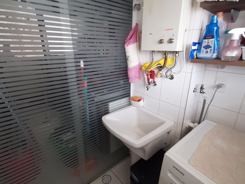 Apartamento à venda Vila Yara com 54m² e 2 quartos por R$ 450.000 - 159588964-foto-lavanderia.jpg