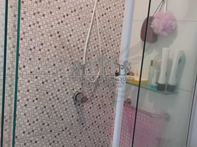 Apartamento à venda Centro com 75m² e 2 quartos por R$ 950.000 - 1966416139-wc-servico.jpg