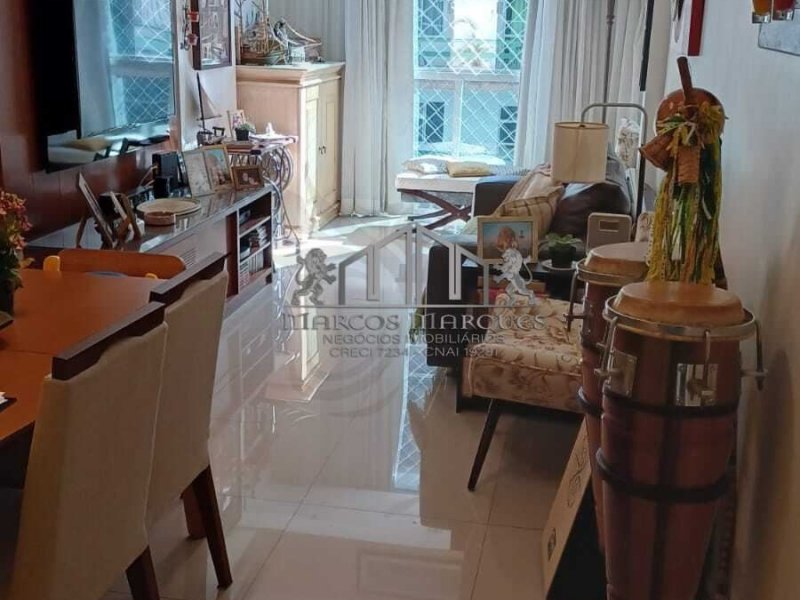 Apartamento à venda Centro com 75m² e 2 quartos por R$ 950.000 - 976943327-sala.jpg