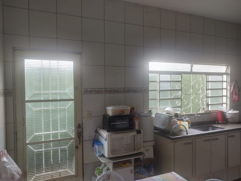 Casa à venda Jardim Tatiana com 140m² e 3 quartos por R$ 389.000 - 1257838669-08.jpeg