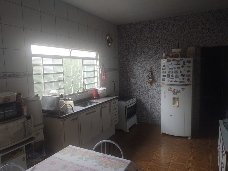 Casa à venda Jardim Tatiana com 140m² e 3 quartos por R$ 389.000 - 563486994-02.jpeg