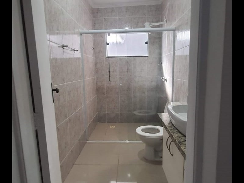 Casa de condomínio à venda Centro com 65m² e 2 quartos por R$ 280.000 - 439562378-banheiro-social.jpg