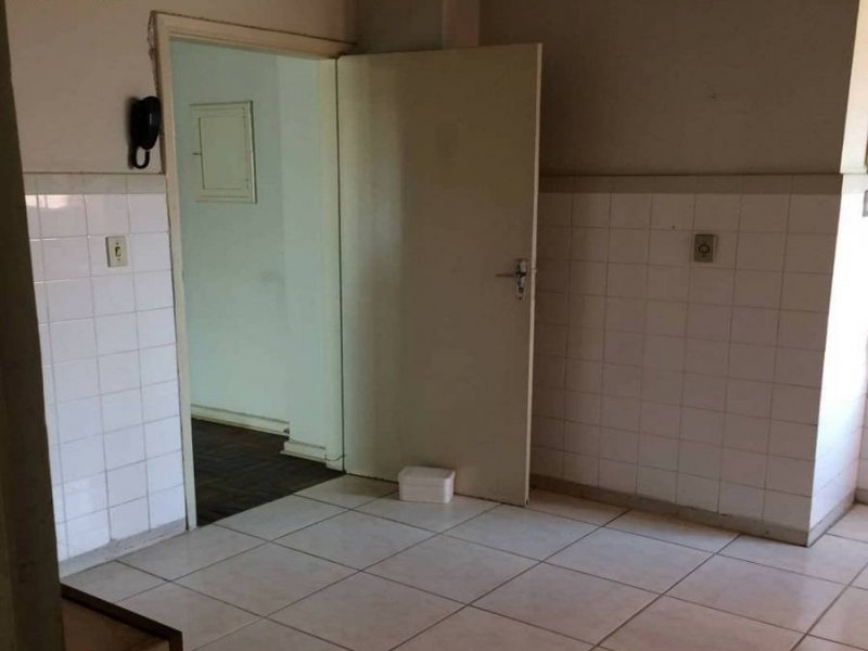 Apartamento à venda Centro com 101m² e 3 quartos por R$ 250.000 - 546204733-apartamento-com-3-quartos-a-venda-101m-no-centro-sorocaba-4.jpg