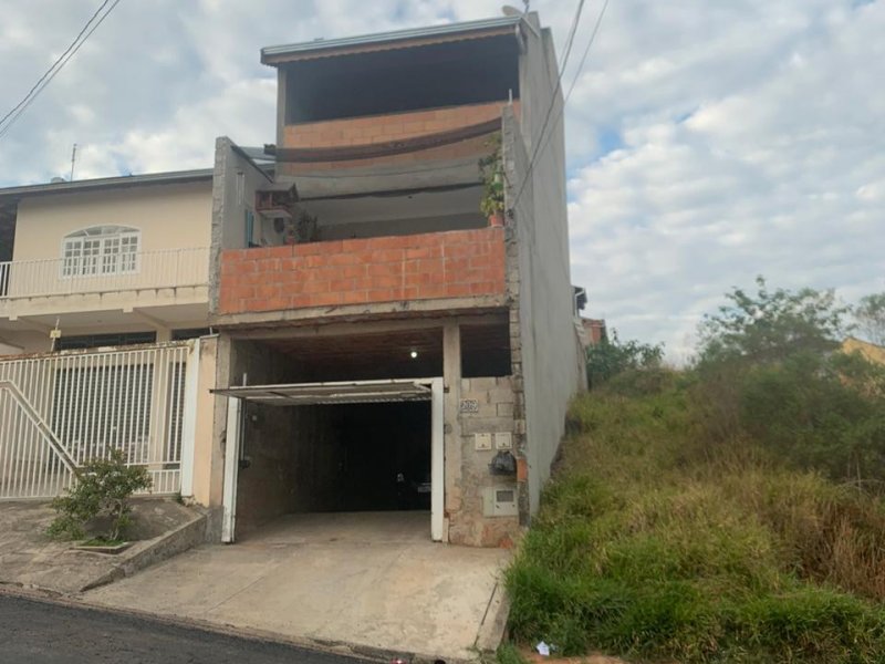 Casa à venda Jardim Itália com 257m² e 3 quartos por R$ 700.000 - 1167499623-whatsapp-image-2022-08-25-at-09.jpeg